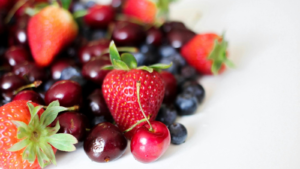 Read more about the article 5 Easy Sleep Ritual with Berries